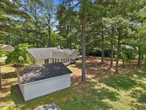 1524 Batts Circle Greenville NC 27834