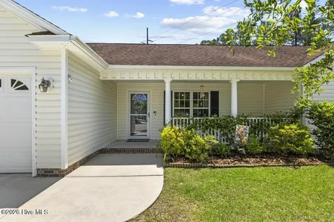 3613 Delesa Court New Bern NC 28560