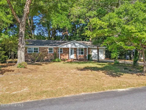 1646 Waterway Drive SW Ocean Isle Beach NC 28469