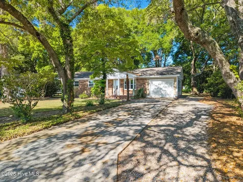 1646 Waterway Drive SW Ocean Isle Beach NC 28469
