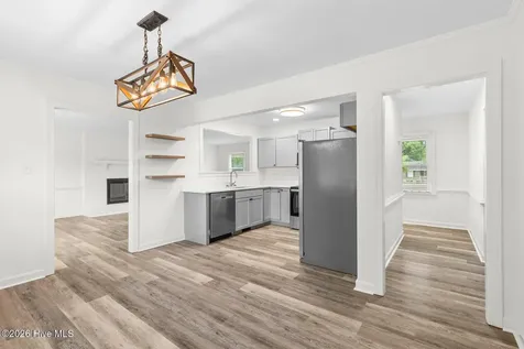 103 Drury Lane New Bern NC 28560