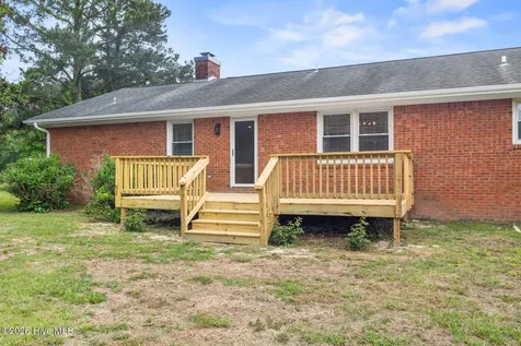 103 Drury Lane New Bern NC 28560