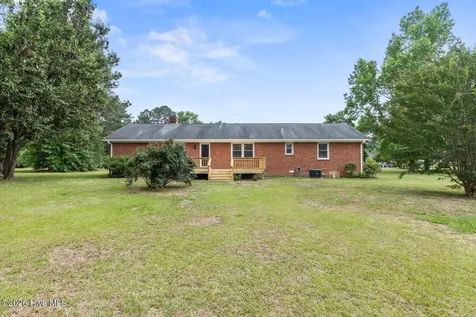 103 Drury Lane New Bern NC 28560