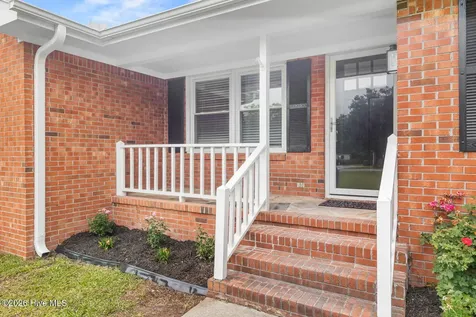 103 Drury Lane New Bern NC 28560