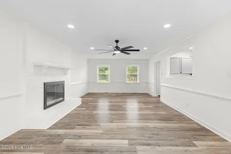 103 Drury Lane New Bern NC 28560