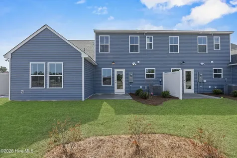 39 W Pioneer Way Hampstead NC 28443