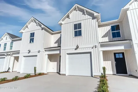 39 W Pioneer Way Hampstead NC 28443