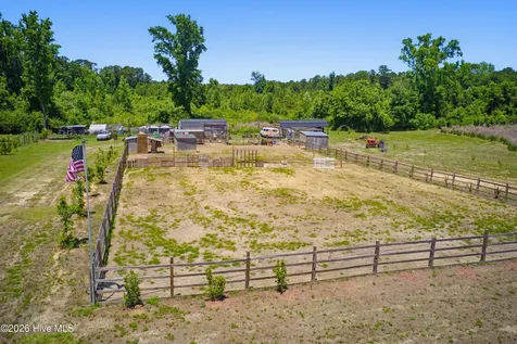 6615 Silver Spoon Road Clarkton NC 28433