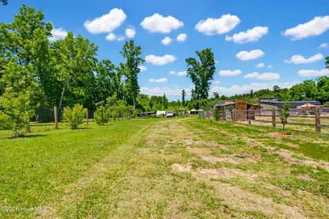 6615 Silver Spoon Road Clarkton NC 28433