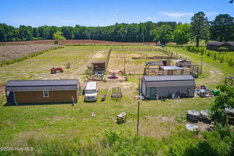 6615 Silver Spoon Road Clarkton NC 28433
