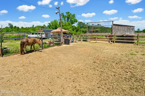 6615 Silver Spoon Road Clarkton NC 28433