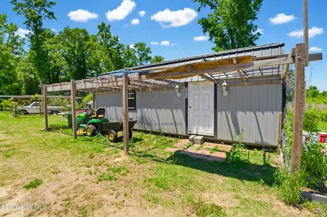 6615 Silver Spoon Road Clarkton NC 28433