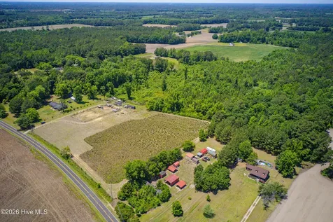 6615 Silver Spoon Road Clarkton NC 28433