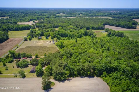 6615 Silver Spoon Road Clarkton NC 28433