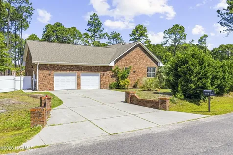 231 Berryknoll Drive NW Calabash NC 28467