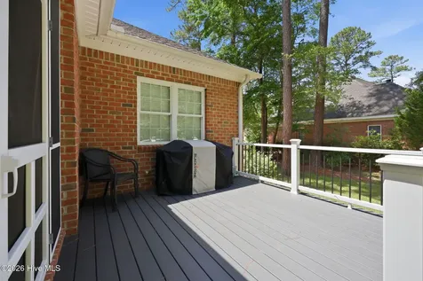 125 Thames Lane Chocowinity NC 27817