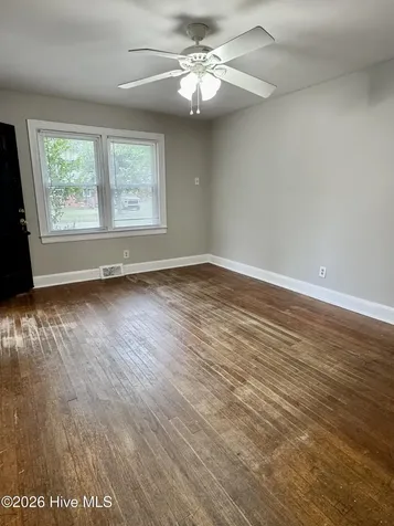 1307 Willow Street Greenville NC 27858