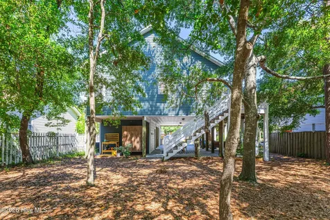 113 NE 24th Street Oak Island NC 28465