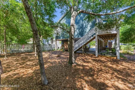 113 NE 24th Street Oak Island NC 28465