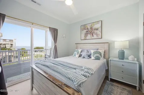 2802 Emerald Drive Emerald Isle NC 28594