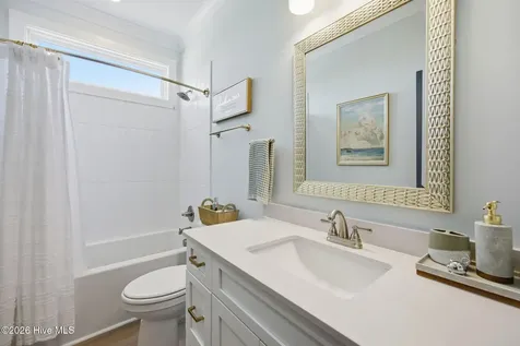 2802 Emerald Drive Emerald Isle NC 28594