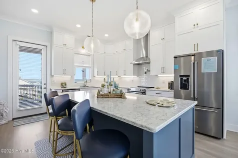 2802 Emerald Drive Emerald Isle NC 28594