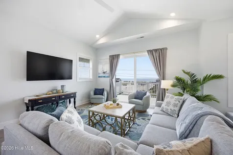 2802 Emerald Drive Emerald Isle NC 28594