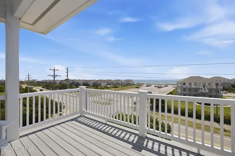 2802 Emerald Drive Emerald Isle NC 28594