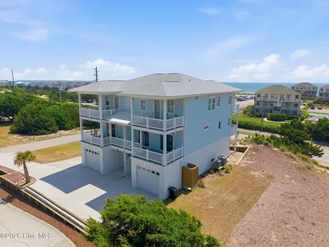 2802 Emerald Drive Emerald Isle NC 28594