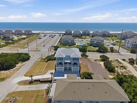 2802 Emerald Drive Emerald Isle NC 28594