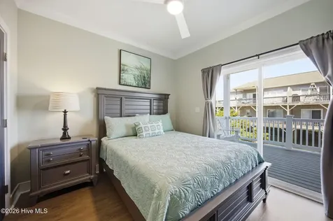 2802 Emerald Drive Emerald Isle NC 28594