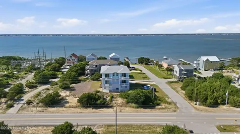2802 Emerald Drive Emerald Isle NC 28594