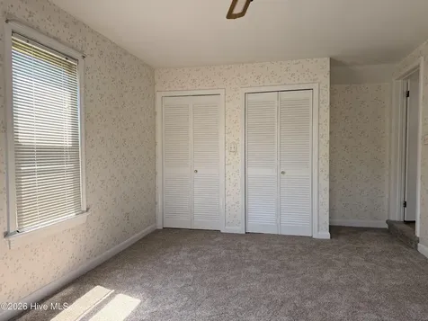 911 W Elizabeth Street Elizabeth City NC 27909