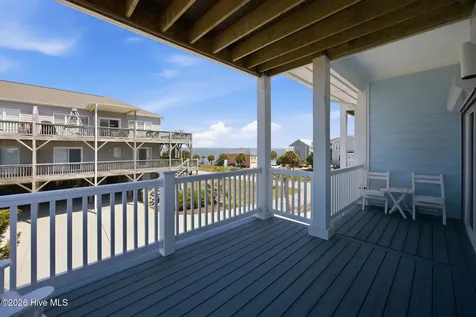 2802 Emerald Drive Emerald Isle NC 28594