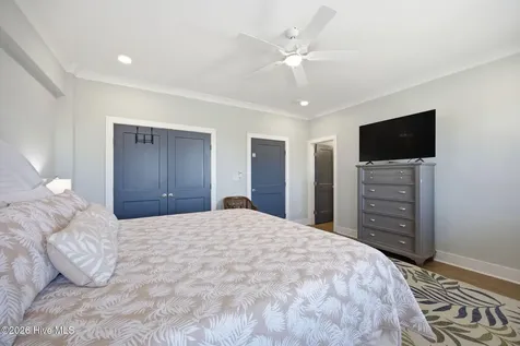 2802 Emerald Drive Emerald Isle NC 28594