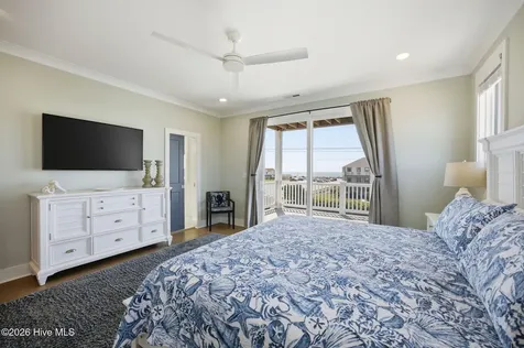 2802 Emerald Drive Emerald Isle NC 28594
