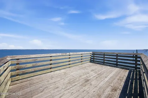 2802 Emerald Drive Emerald Isle NC 28594