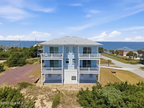 2802 Emerald Drive Emerald Isle NC 28594