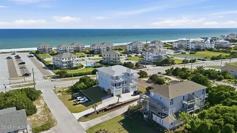 2802 Emerald Drive Emerald Isle NC 28594