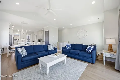 2802 Emerald Drive Emerald Isle NC 28594