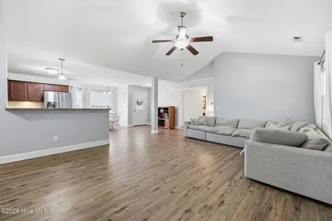 305 De Anza Court Maysville NC 28555