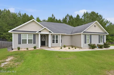 305 De Anza Court Maysville NC 28555