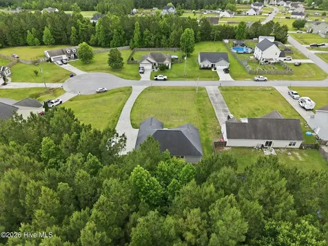 305 De Anza Court Maysville NC 28555