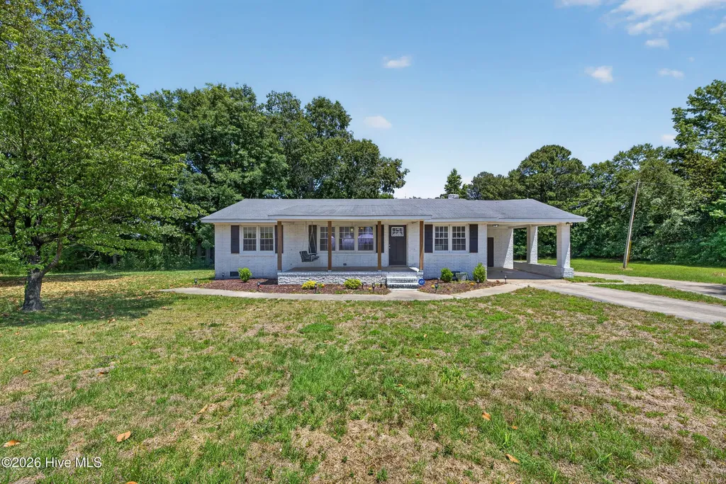 437 E Wards Bridge Road Kenansville NC 28349