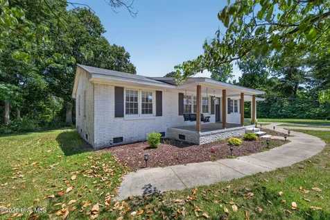 437 E Wards Bridge Road Kenansville NC 28349