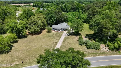 437 E Wards Bridge Road Kenansville NC 28349