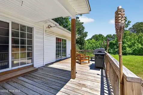 437 E Wards Bridge Road Kenansville NC 28349