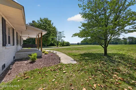 437 E Wards Bridge Road Kenansville NC 28349