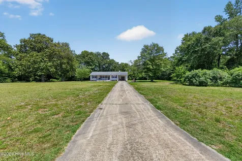 437 E Wards Bridge Road Kenansville NC 28349