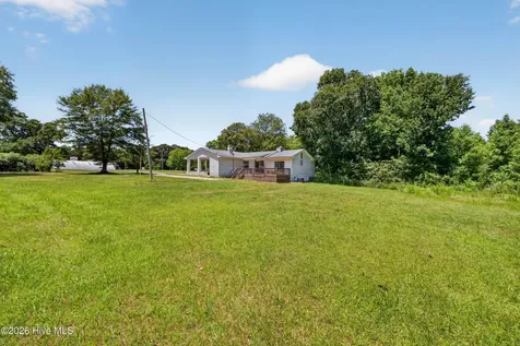 437 E Wards Bridge Road Kenansville NC 28349